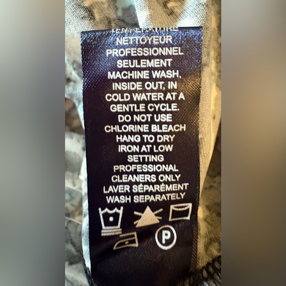 Reitmans Blue and Green Midi A-Line Skirt - Picture 2 of 4